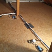 Rozvody Cu potrubí na půdě